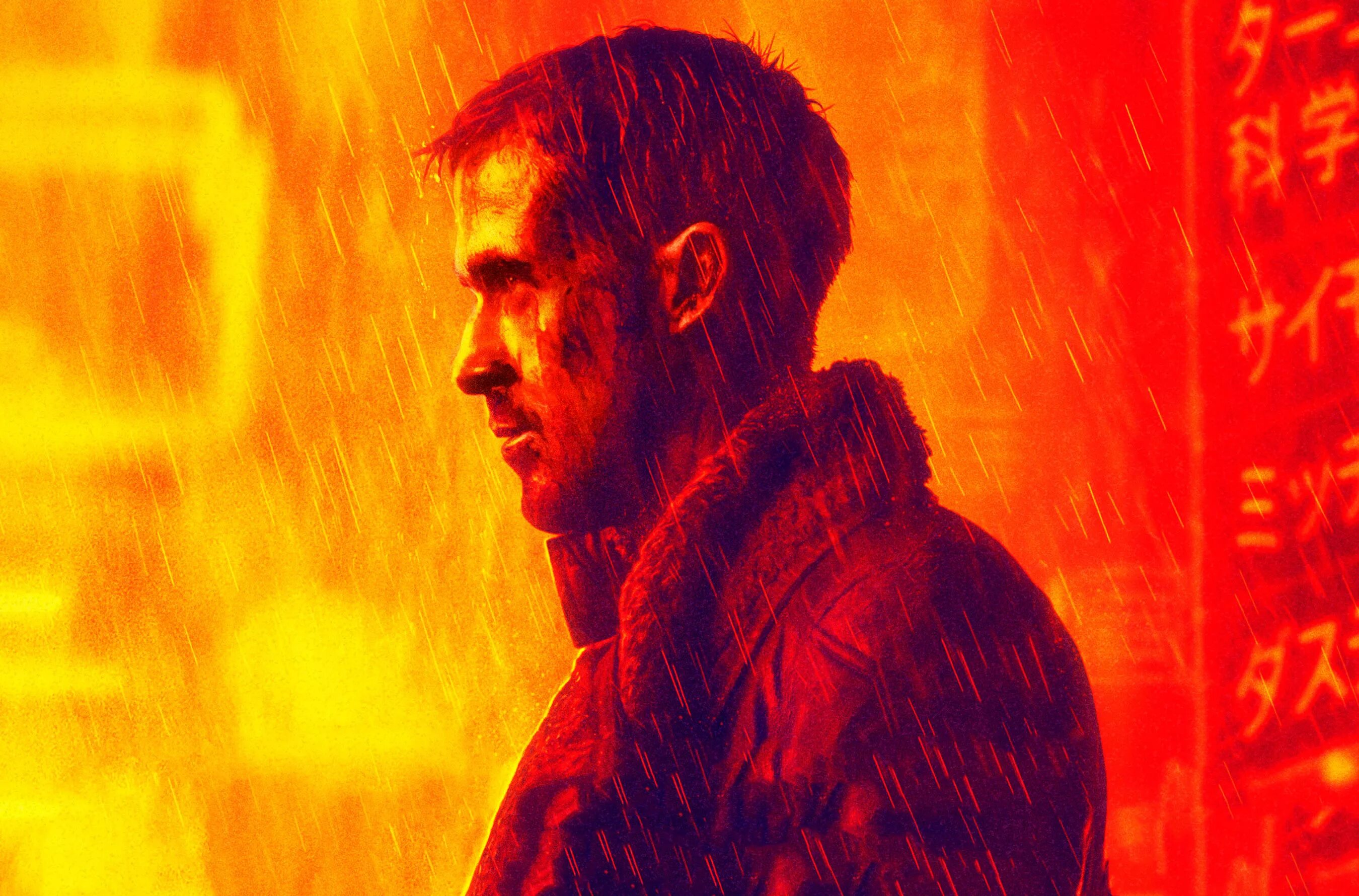 Бегущий по лезвию 2049 музыка. Роаяне гоаслинг Blade runneer.