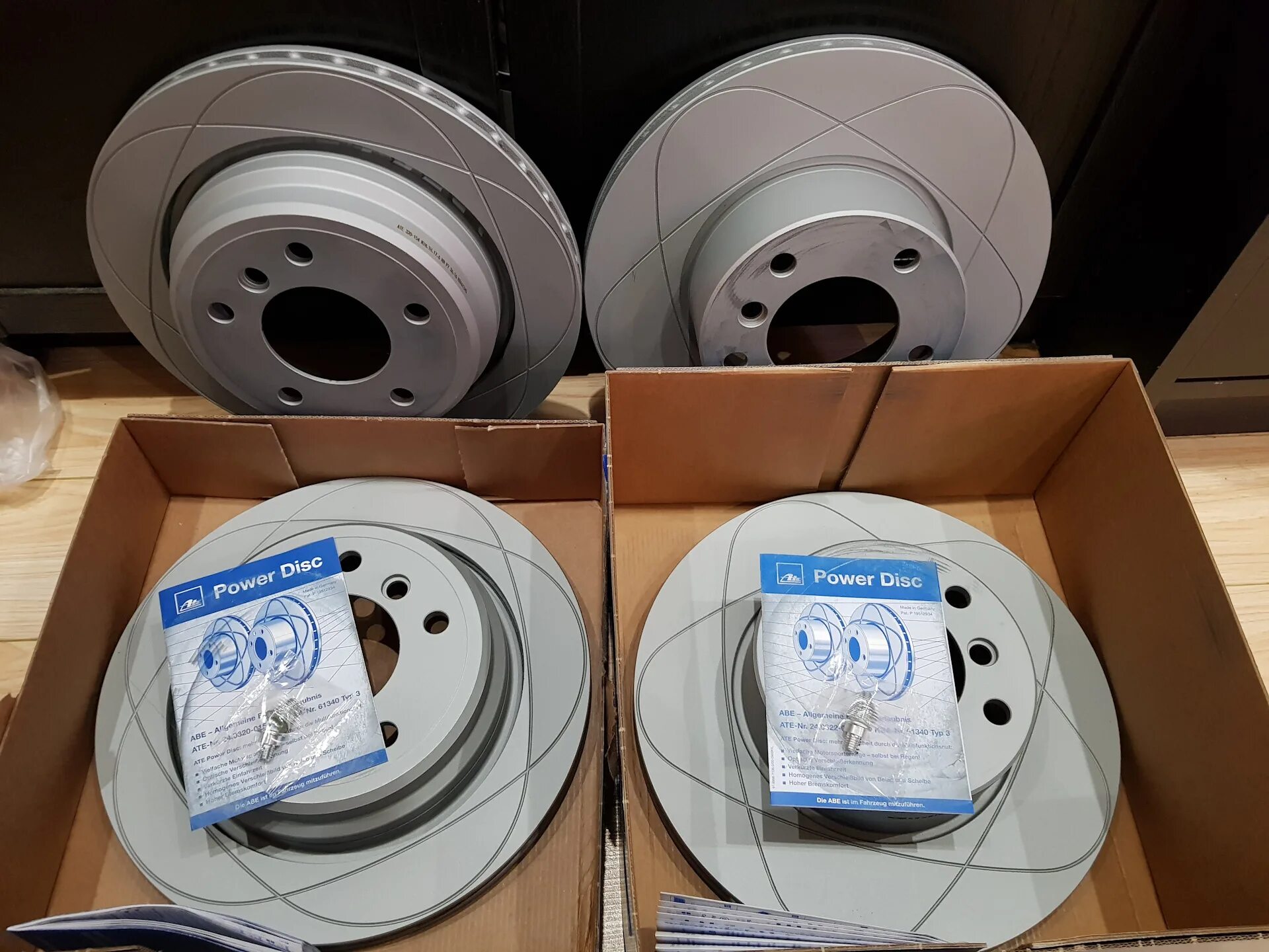 Ate Power Disc колодки. Диски на Рапид 110 ate Ceramic. Ate Ceramic на диск 340 Tiguan. Ате Керамик Мазда 3. Ate rus