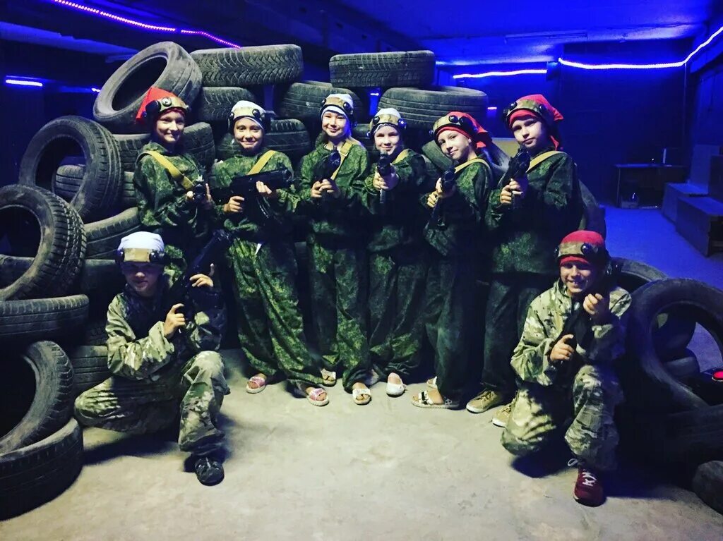 лазертаг для детей. самара лазертаг крытый. лазертаг в самаре для детей. игра лазертаг. лазертаг фото для детей.