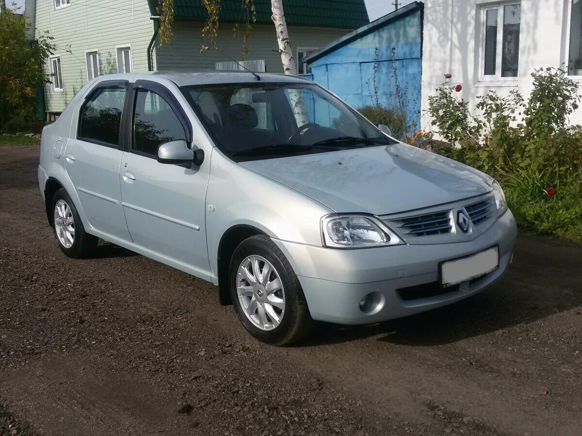 Рено Логан 2009 года. Рено Логан 1 серебристый. Renault Logan 1, седан серебристый. Серебристо голубой Рено Логан. Рено логан купить бу в московской области