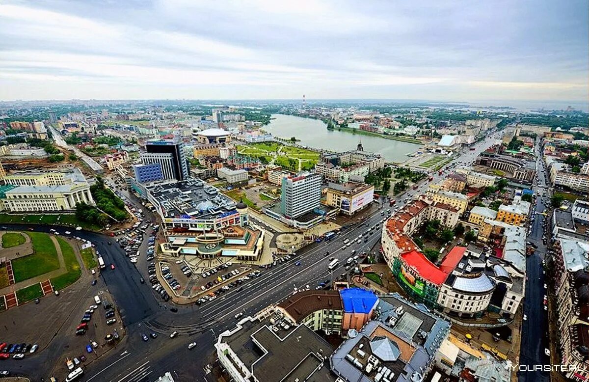Центр г казани. Площадь тукая казань. казань центр города. центр казани с высоты птичьего. площадь тукая казань вид сверху.