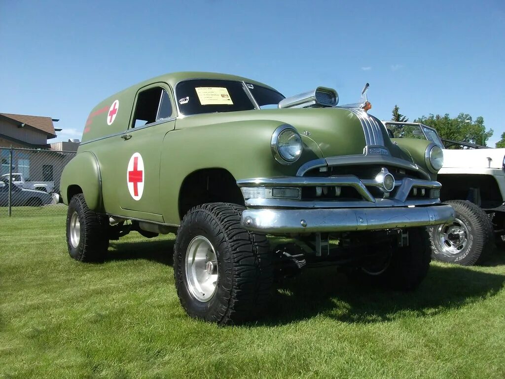 1951 ru. Pontiac 1951. Pontiac_sedan_delivery. Pontiac sedan delivery 1955. Pontiac Indiana 1951.