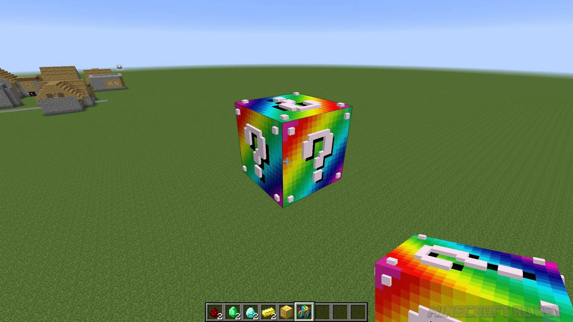 Minecraft java block. Радужный лаки блок 1.12.2. Лаки блок мод 1.18.0.02. Rainbow Lucky Block 1.16.5. Лаки блок миникрафт.