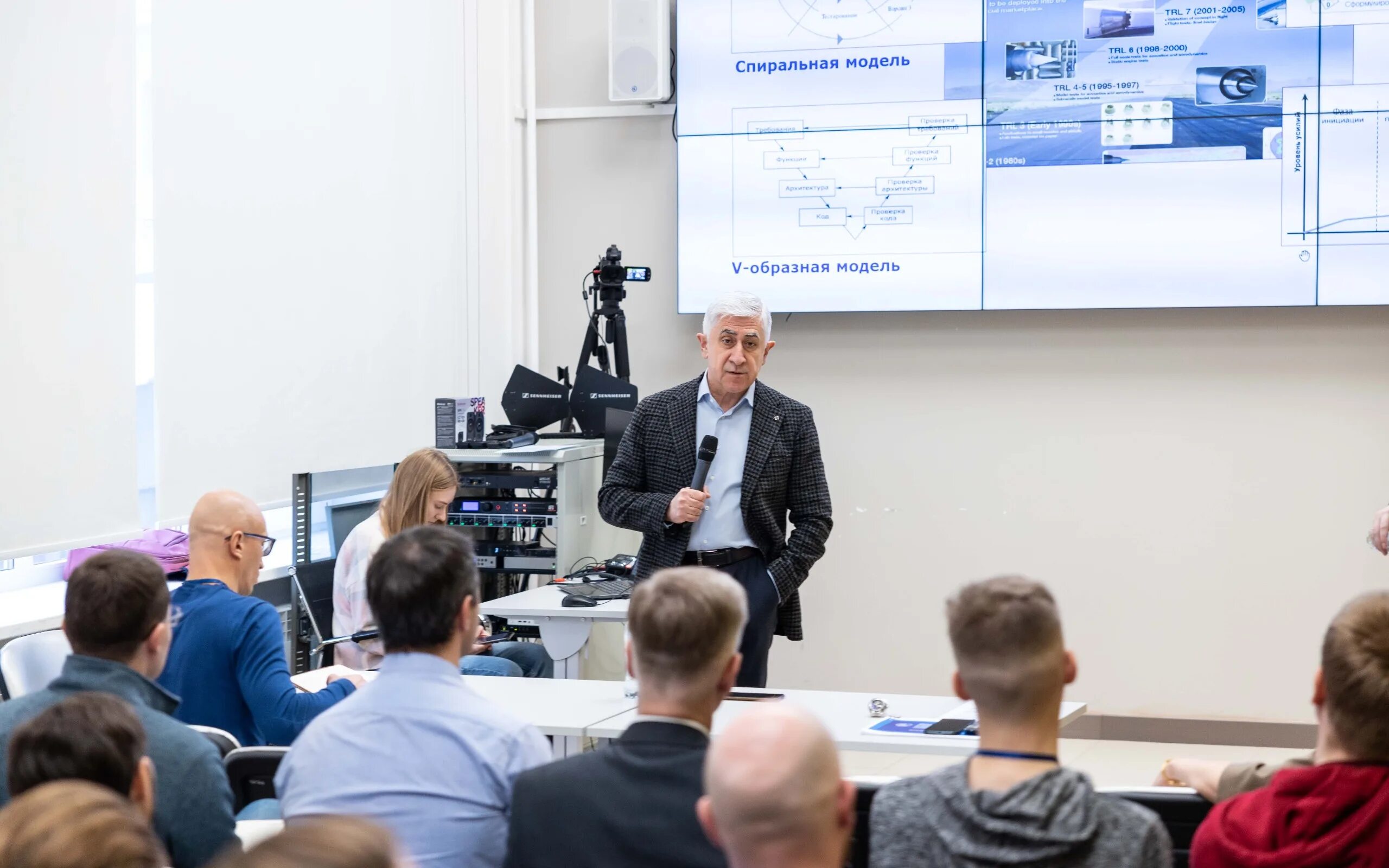 Ректор колледж программа. Программа для составления уроков в школе. Расписание уроков программа. Расписание уроков программа. Ректор программа для составления расписания уроков в школе.