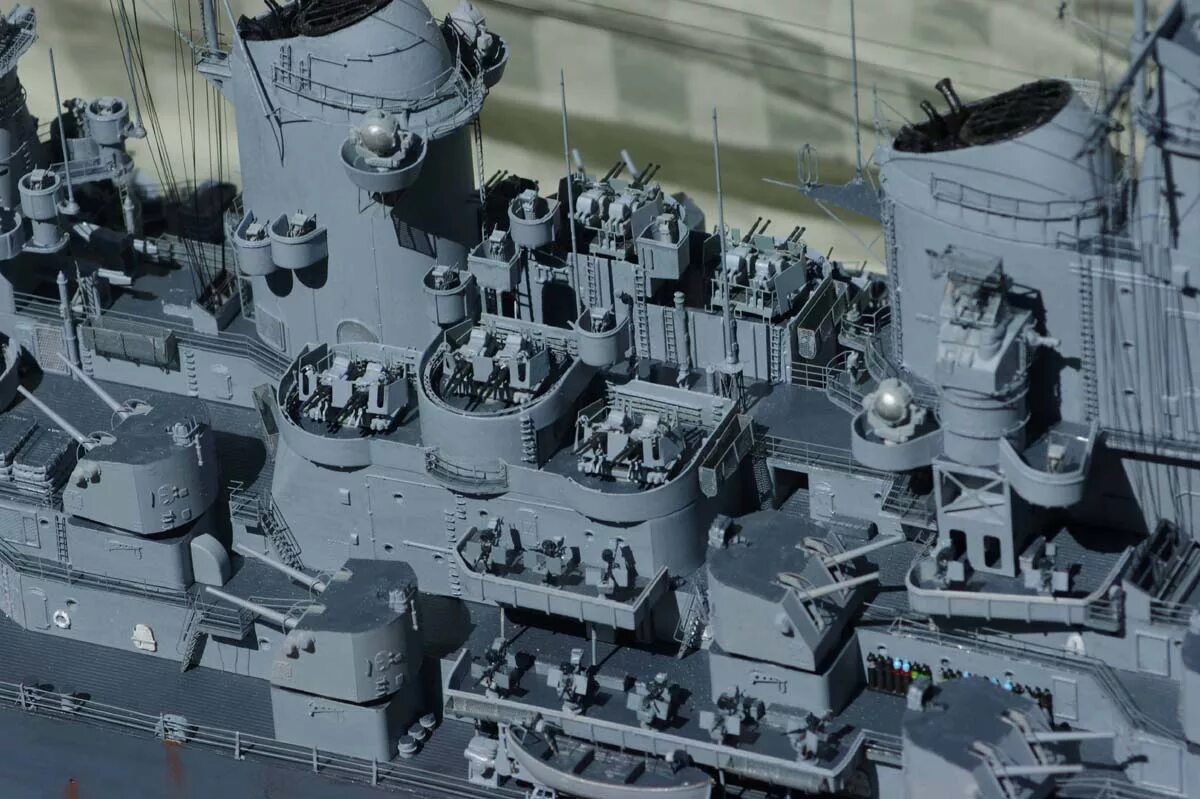 Б 1 200 000. Миссури Трумпетер 1/200. USS Missouri BB-63 1 200. Айова 1/200. Миссури 1 200 Trumpeter.