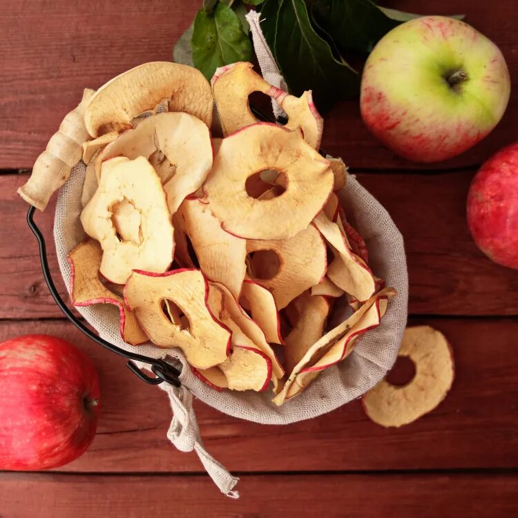 Яблоко сушёное. Яблоко сушеное чипсы. Вяленые яблоки. Сухофрукты яблоки. Как сделать сушеные яблоки
