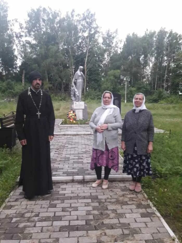 луговец брянская область мглинский район. луговец церковь николая чудотворца. церковь николая чудотворца в селе луговец мглинского района. брянская область, мглинский район, вормино село. село луговец мглинского района брянской области.