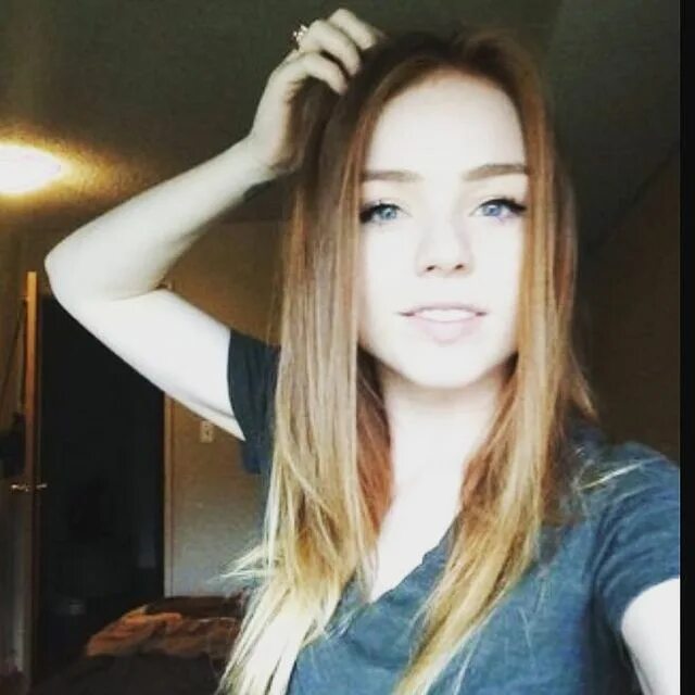 Лицо 16 девушки