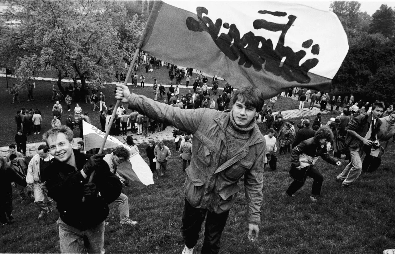 Борьба польского народа. Солидарность Польша 1989. Варшава 1989. Митинги 1989. Марш солидарности 1968.