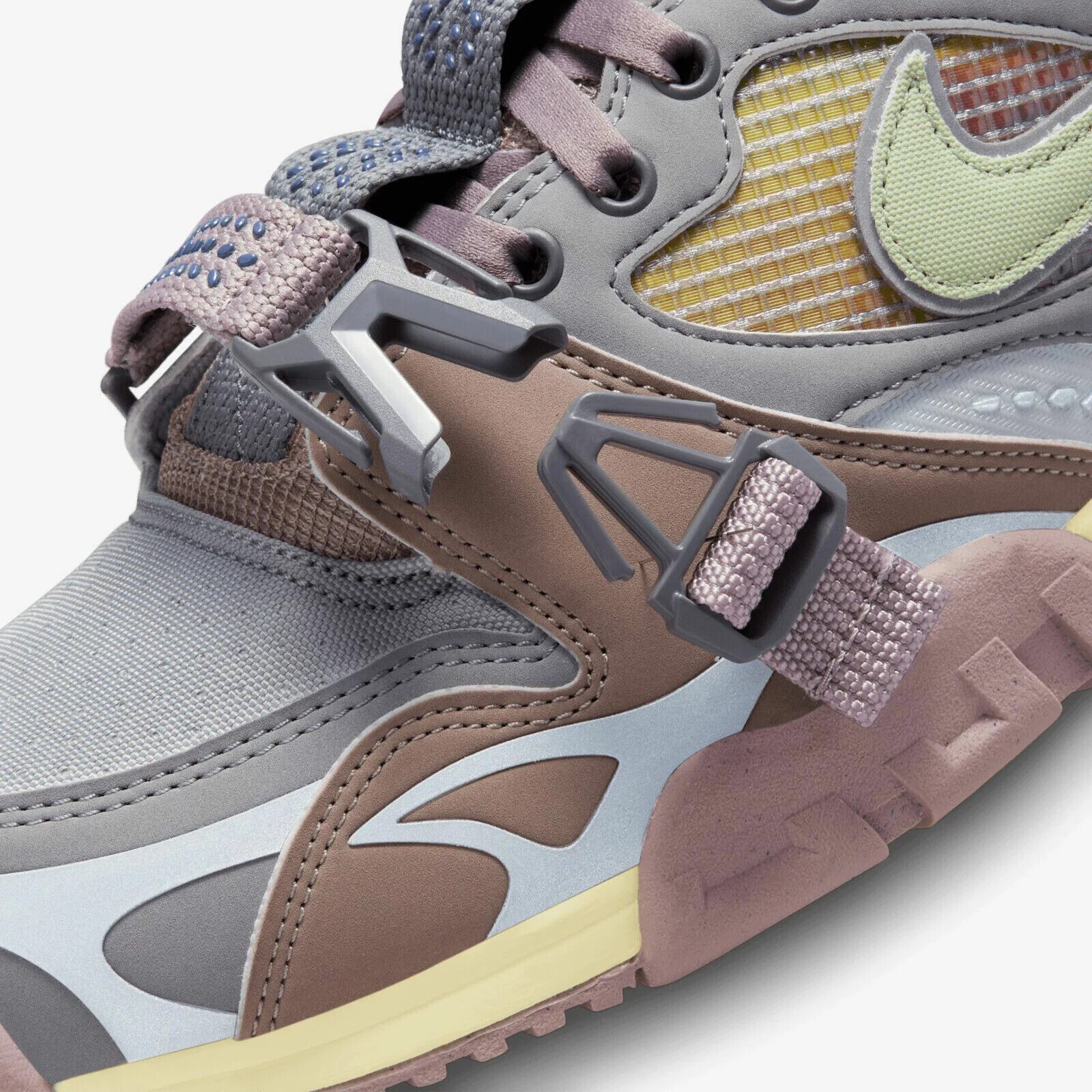 Nike Air Trainer 1 Honeydew. Nike Air Trainer 1 SP Light Smoke Grey. Nike Air Trainer 1 Utility SP. Nike Air Trainer 1 SP Honeydew.