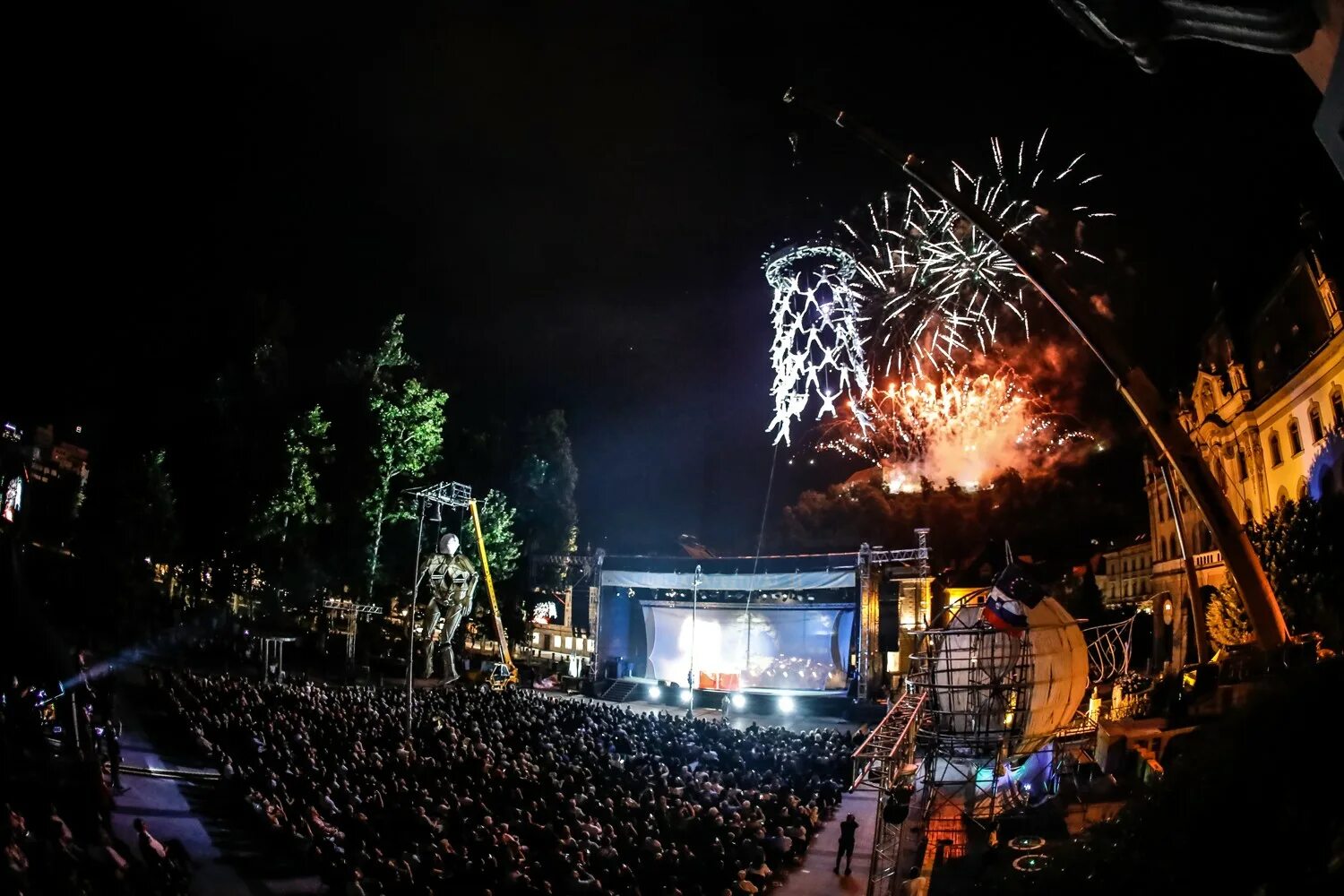 Popping festival. Фестиваль Любляна 1984. Любляна 84 фестиваль. Pop Festival Ljubljana.