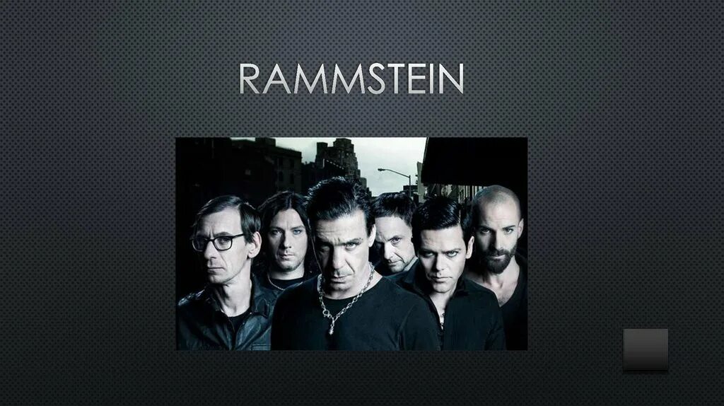 Rammstein имена участников. Песни рамштайн немецкий языка. Немцы рамштайн. Rammstein перевод. Песни рамштайн немецкий языка.