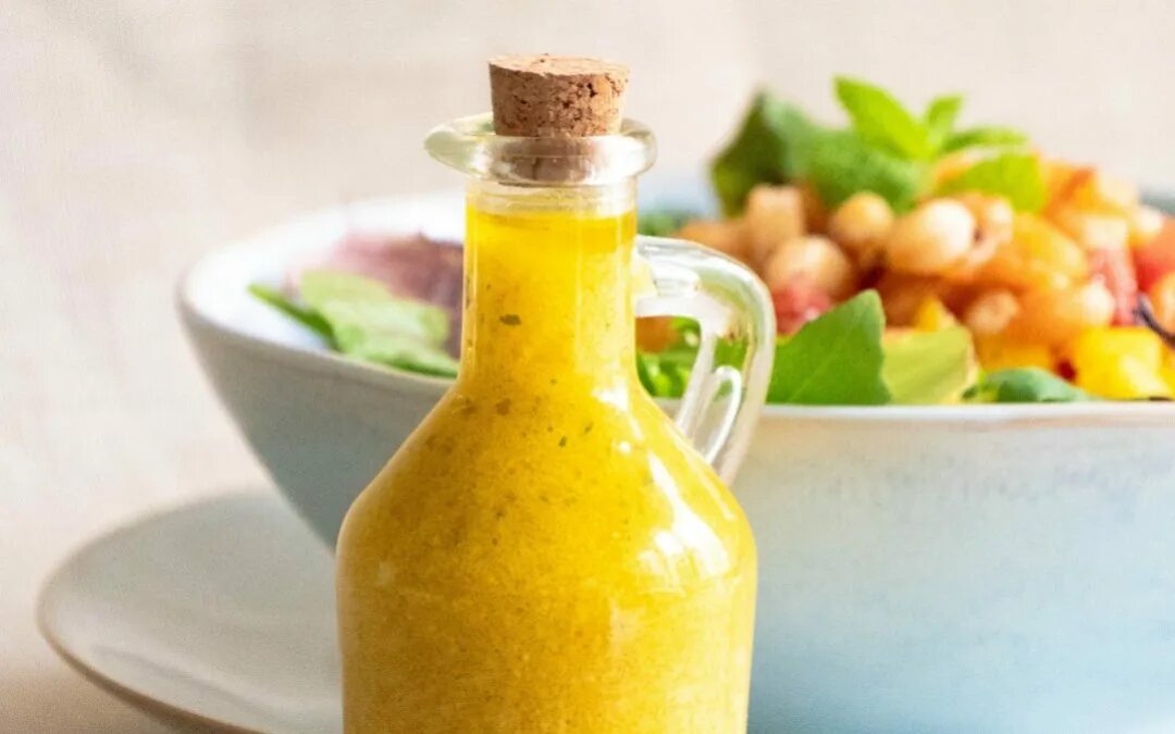 Соус винегрет рецепт. Соус Vinaigrette. Соус винегрет (Vinaigrette).. Соус с оливковым маслом. Лимонно горчичный соус.