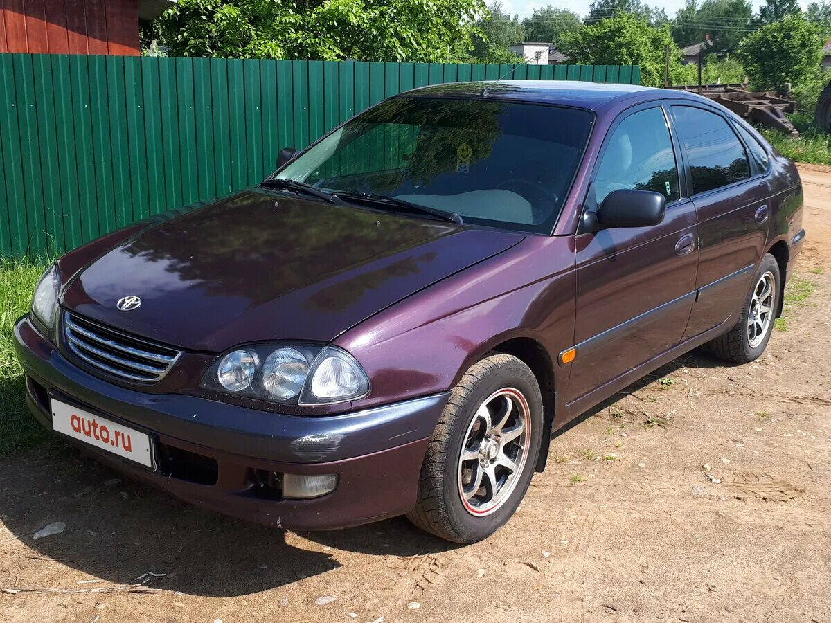 тойота авенсис 2000 хэтчбек. тойота авенсис 2001 седан. Toyota avensis 2000. Toyota avensis 2001 года. тойота авенсис 1 поколение седан.