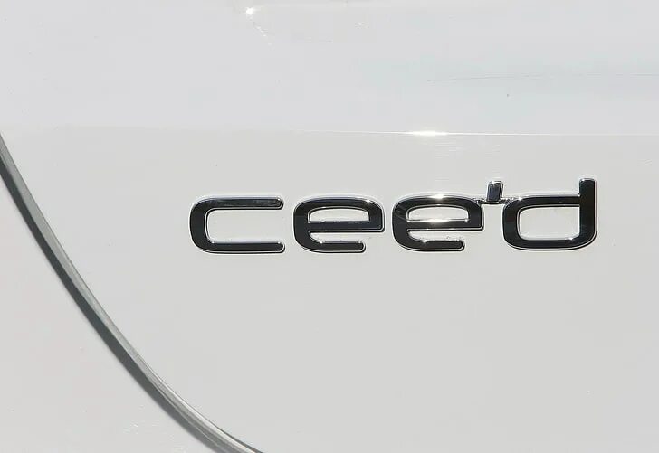 Эмблема ceed. Эмблема ceed на крышку багажника. ceed надпись.