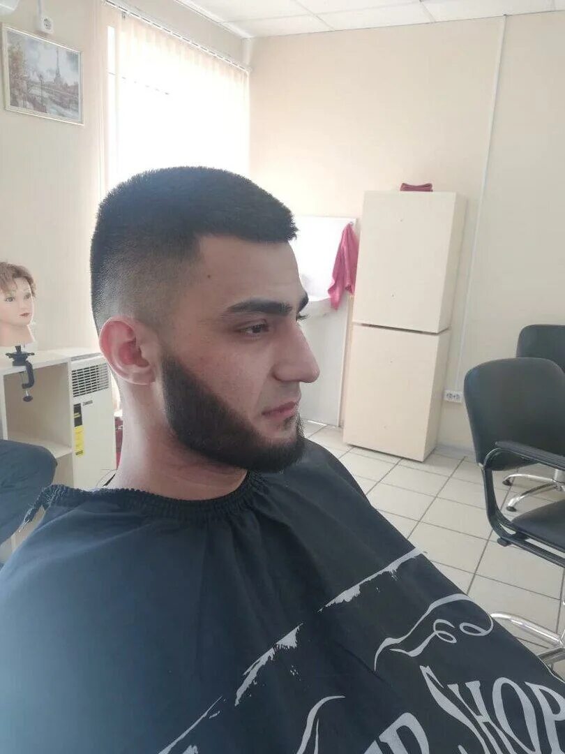 Цирюльник на октябрьском. Арзамас. Цирюльник парикмахерская новосибирск. Цирюльник киров октябрьский проспект 143. Цирюльникъ, киров, октябрьский проспект.