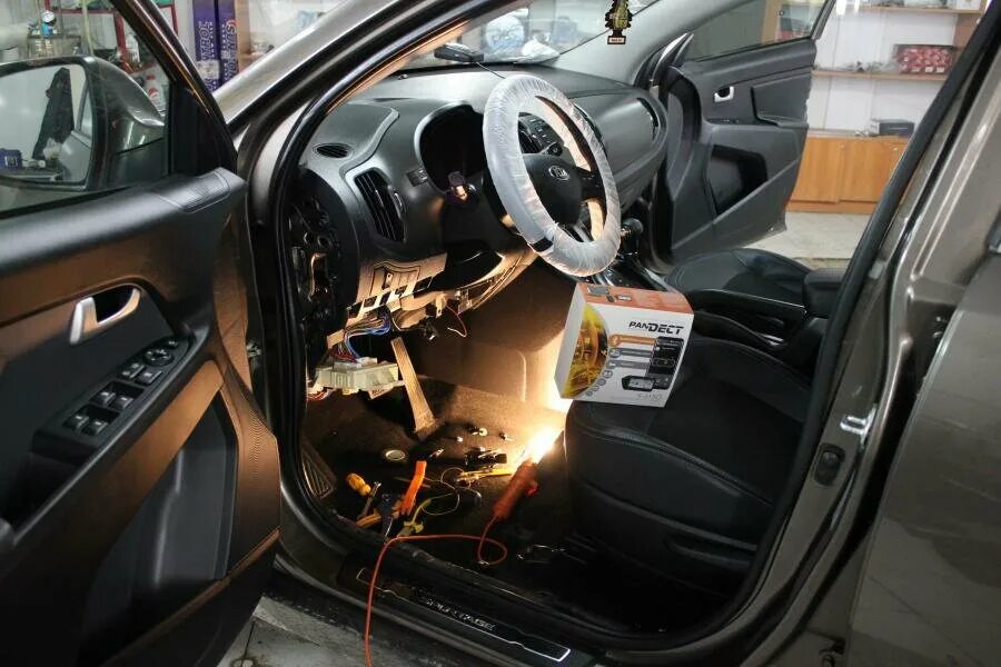 Автосигнализации pandora 2000 год. Автосигнализация пандора с автозапуском модель 2012 года выпуска. Датчик удара сигнализации пандора dx50s. Поставить сигнализацию на машину пандора. Схема подключения сигнализации pa.