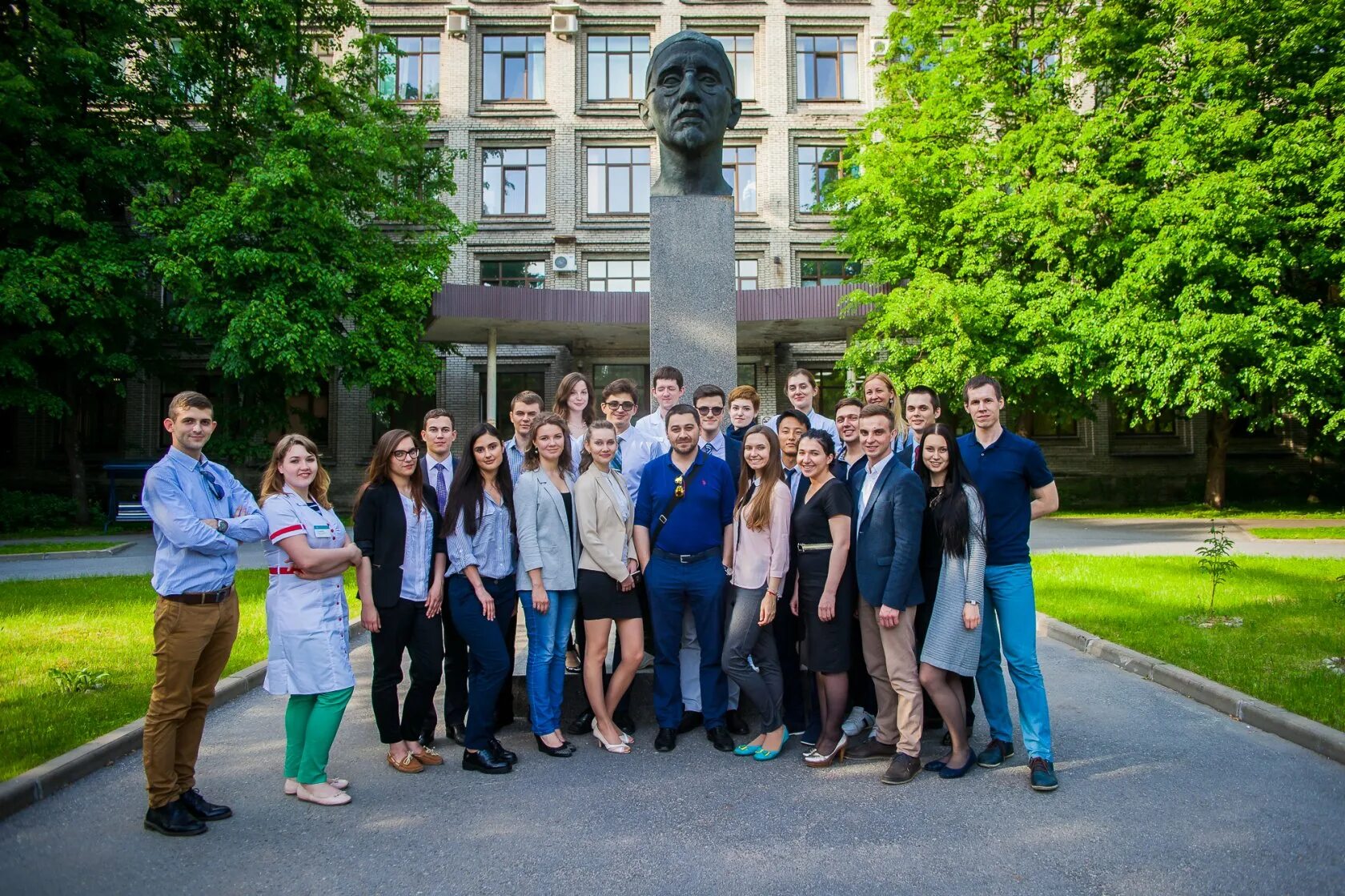 Онкология петербурге. Высшая школа онкологов. Высшая школа онкологии имени Петрова Екатерина Коробейникова. Воробьева Александра Евгеньевна ВНИИНМ. Онкологическая школа.