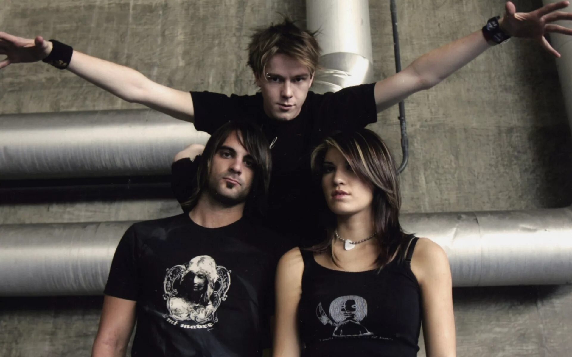 Щенки группа максим тесли. Солист группы щенки. Щенки группа музыкальная. Феликс бондарев щенки. Максим тесли и феликс бондарев.