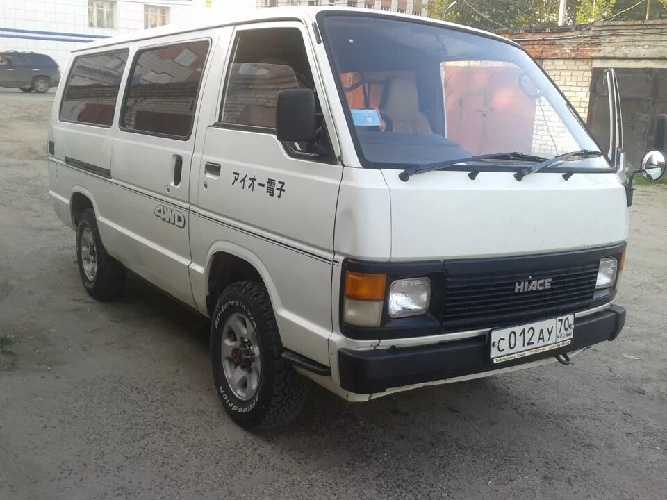 Тойота хайс полный привод. Тойота хайс полный привод. Toyota hiace regius h100. Toyota hiace h50. Toyota hiace off road.