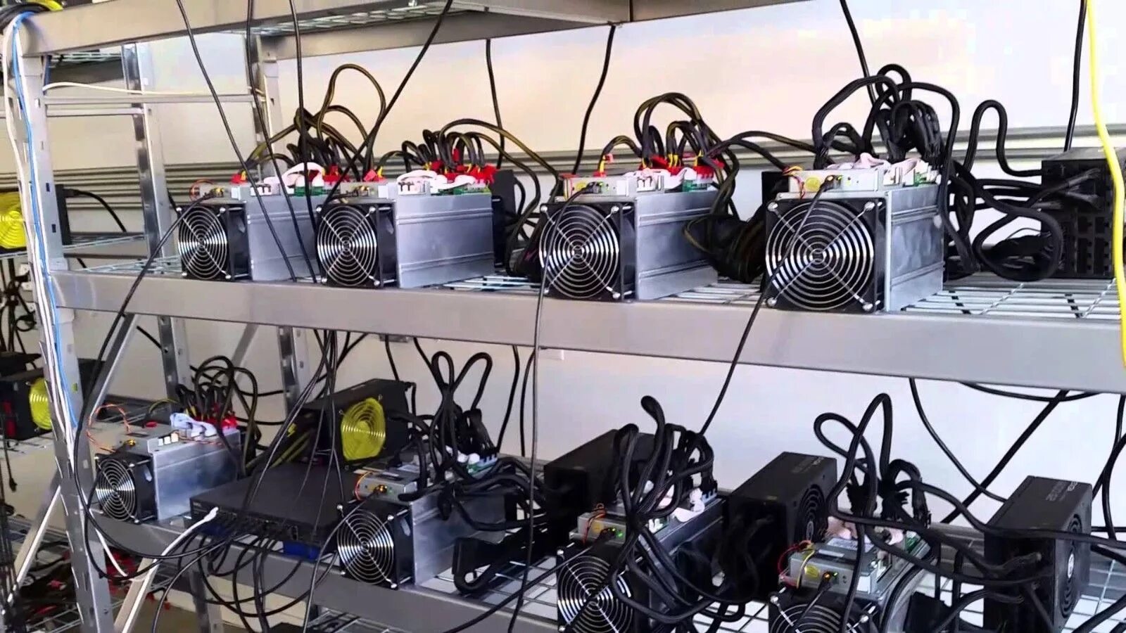 Майнинг ферма асики. Майнинг асик s9 ферма. ASIC Antminer s9 ферма. Биткоин ферма асик. Купить асик для майнинга биткоина