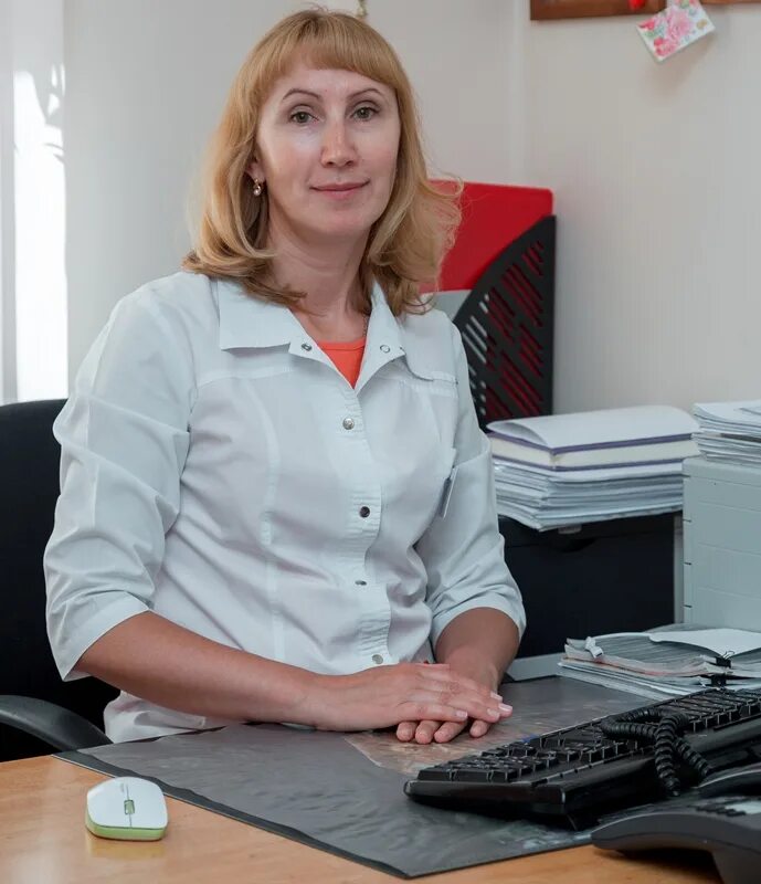 Трошина наталья викторовна бгу. Розанова елена владимировна ханты-мансийск. Наталья трошина ульяновск. Заведующая приемным отделением. Заведующая приемным отделением.