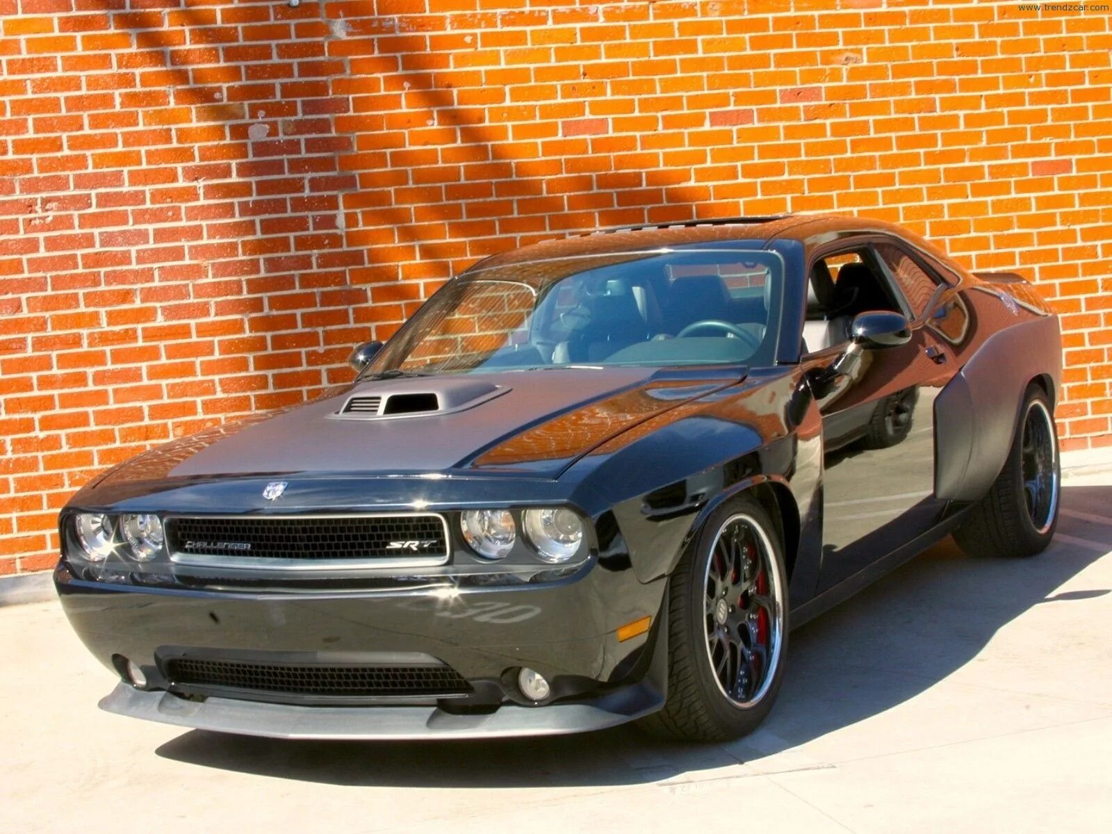 Форсаж авто воронеж. Dodge Challenger srt8 Форсаж. Додж Челленджер Форсаж 6. Додж Челленджер СРТ Форсаж.