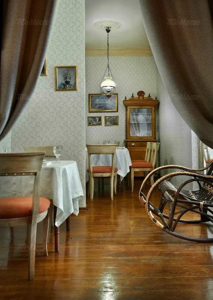 Паштет ул толмачева. Толмачева 23 екатеринбург паштет. паштет ресторан екатеринбург. паштет ресторан екатеринбург веранда. паштет толмачева 23.