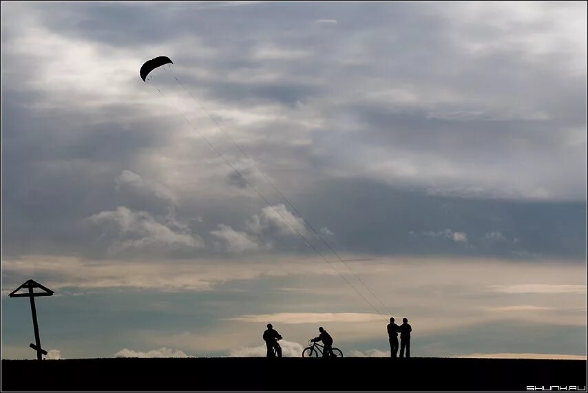 солнце над облаками. солнечное небо. жанибек дуйсенов небо над землей. жанибек дуйсенов небо над землей. облака с земли.