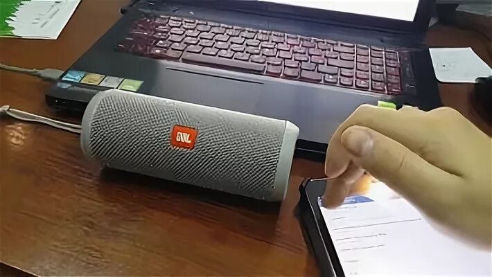 Как подключить жбл. Jbl ноутбук. jbl flip 6 подключить к компьютеру через usb. как подключить колонку jbl к ноутбуку. как подключить колонку jbl к компьютеру через провод.