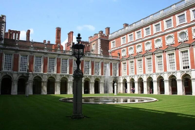 Christopher wren architect. Christopher wren architect