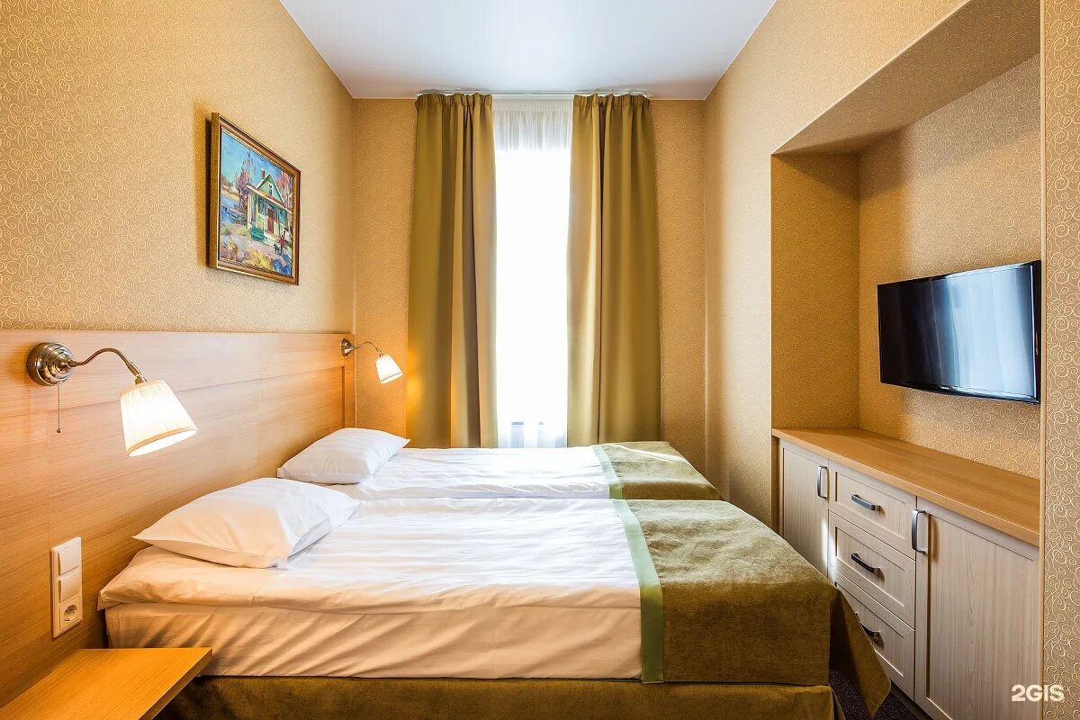 Nevsky hotel grand. Отель невские апартаменты. Отель невские апартаменты. Гранд отель питер на невском. Отель невские апартаменты.