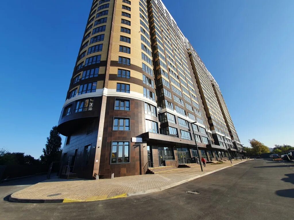 Старокубанская 124 краснодар. Югстройимпериал жк фамилия. Старокубанская 124. Юг строй империал краснодар старокубанская. Жк фамилия краснодар.