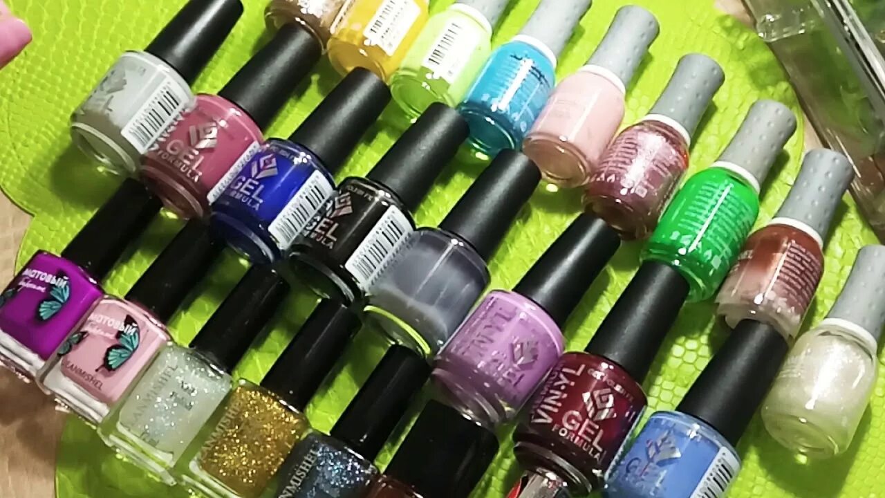 Лаки купить авито. Лак Nail Polish Fix Price. Лак для ногтей Fix Price. Гель-лак для ногтей из Fix Price. Моя коллекция лаков для ногтей.