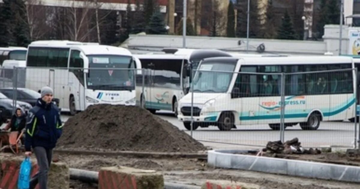 Автобус гданьск калининград купить. Калининград Гданьск автобус. Калининград Варшава автобус. Автобус 802 Гданьск Калининград. Калининград Гданьск автобус открытие таможенного.