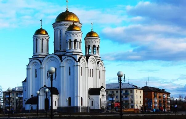 Серов город. Серов площадь города. Город Серов Свердловская область. Серов город достопримечательности.