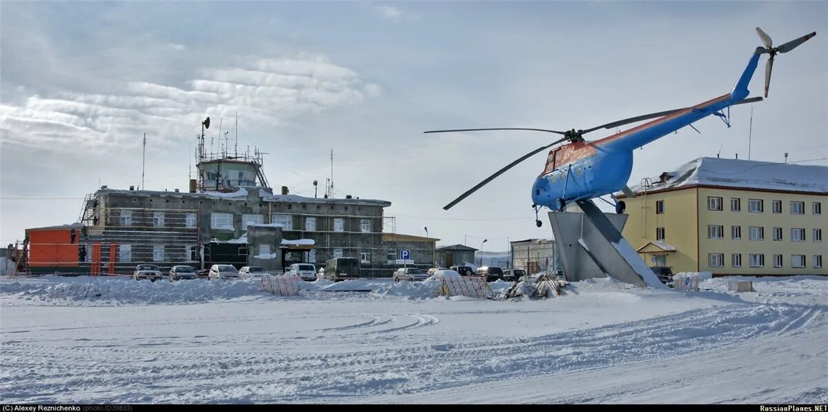 Аэропорт инта. Аэропорт Воркута. Город Воркута аэропорт. Аэровокзал Воркута.