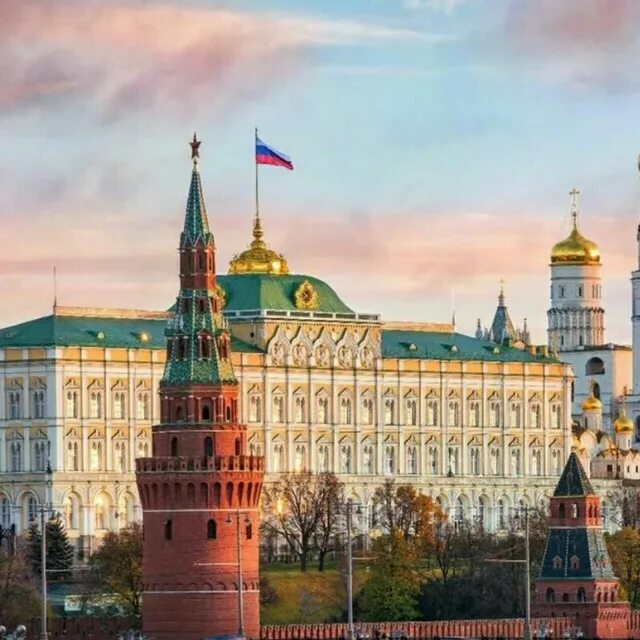 Kremlin 9. Достопримечательности Москвы. Кремль. Кремлевская 9. Кремль к 9 Кремль.