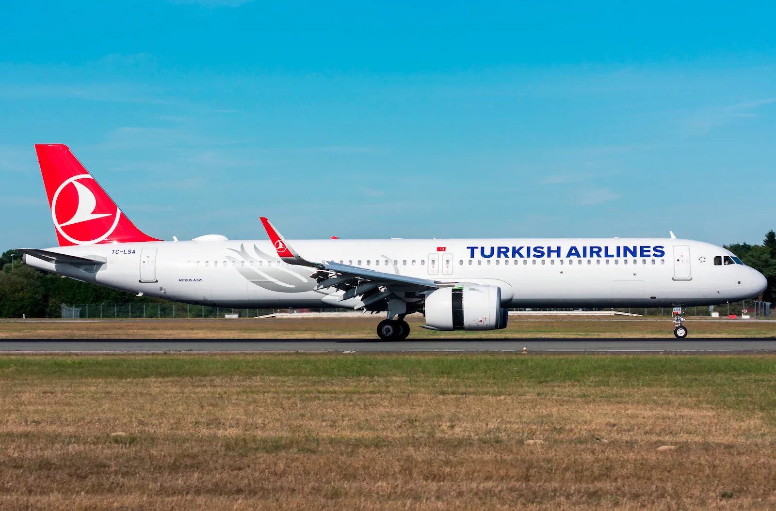 Турецкая авиакомпания сайт. Turkish Airlines a321neo. Airbus a321 Turkish. A321 Turkish Airlines. Airbus a321 Туркиш Эйрлайнс.