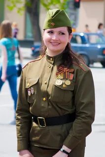 Служба женщин на своем