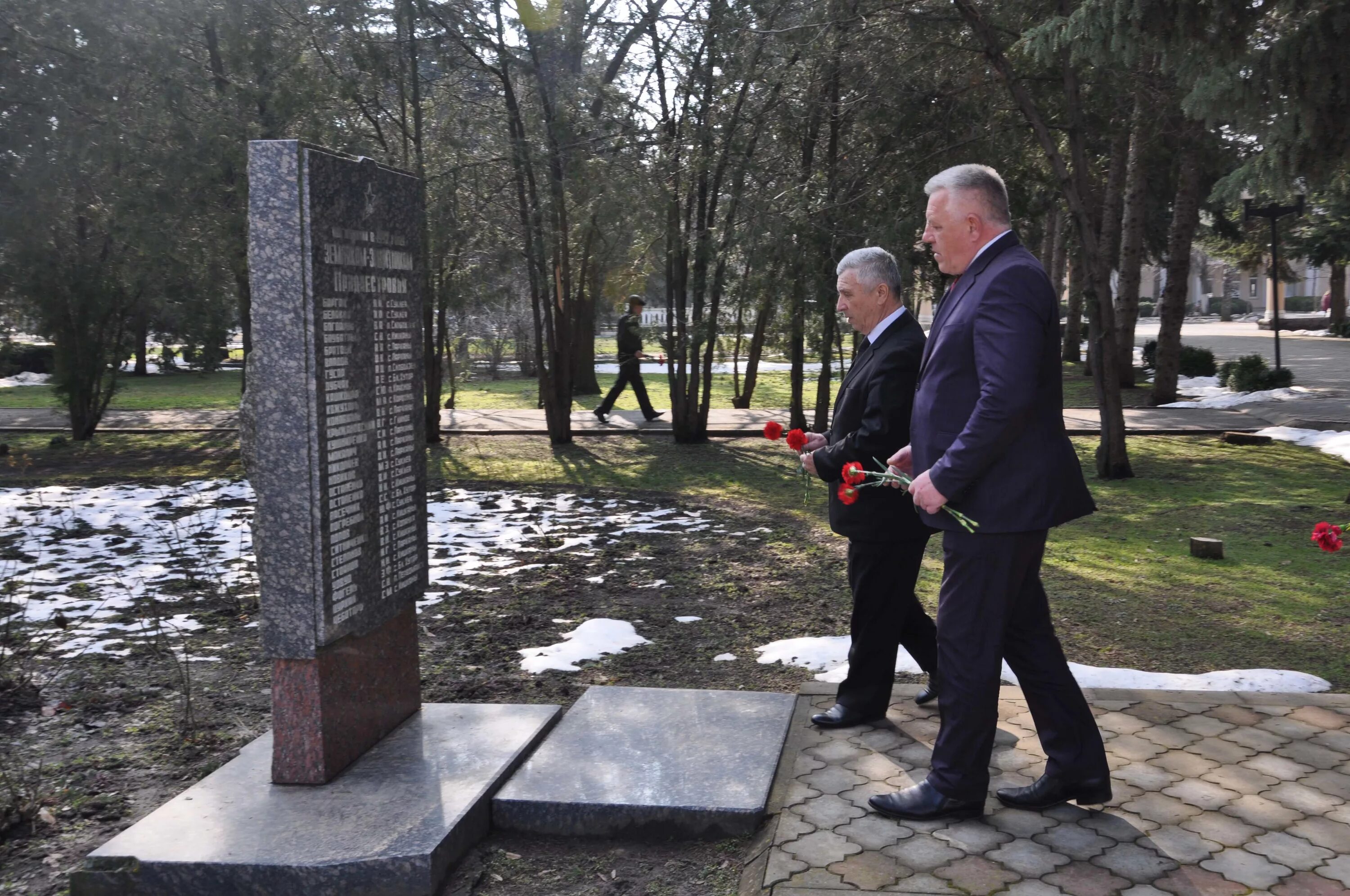 Погода в слободзее. Мемориал славы Слободзея Приднестровье. Мемориальный комплекс защитнику Приднестровья Слободзея. Тищенко Слободзея. Слободзея Приднестровье 2023.