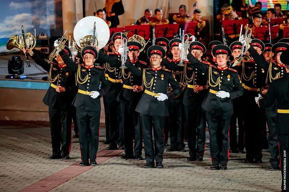 Московское военно-музыкальное училище. Юношеский военный оркестр. Фестиваль оркестров в Санкт-Петербурге. Парады духовых оркестров в СПБ.