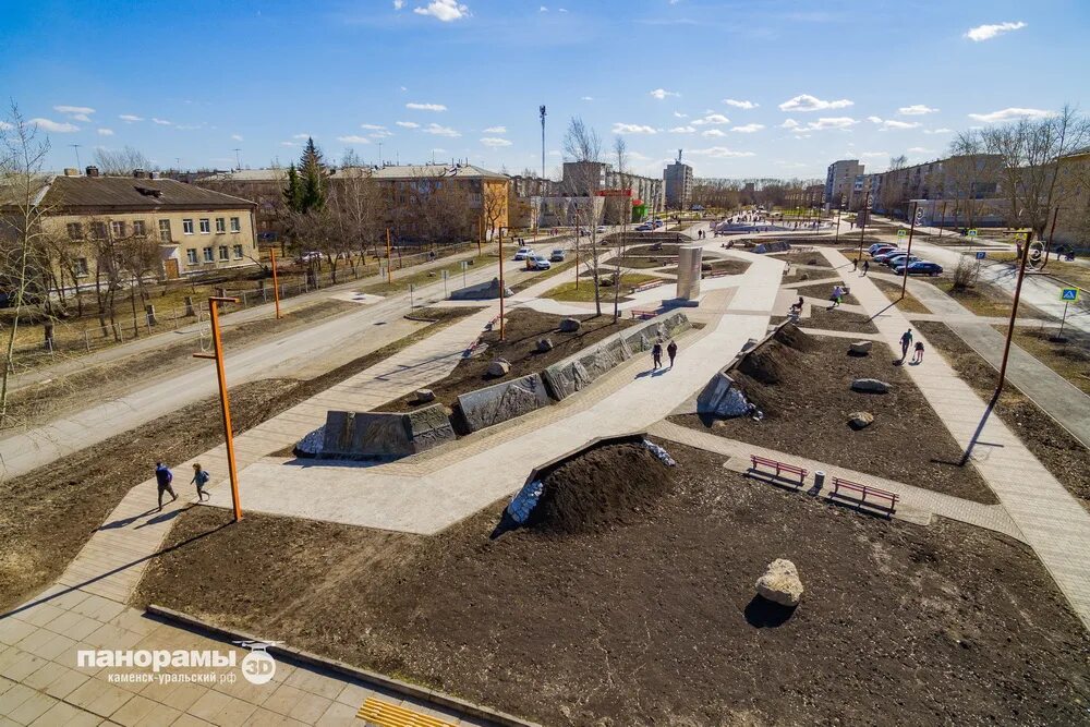 Бульвар парижской коммуны каменск уральский. Бульвар парижской коммуны каменск уральский 2020. Парк бпк каменск-уральский. Каменск уральский уральские коммуны. Бульвар парижской коммуны каменск уральский 2020.