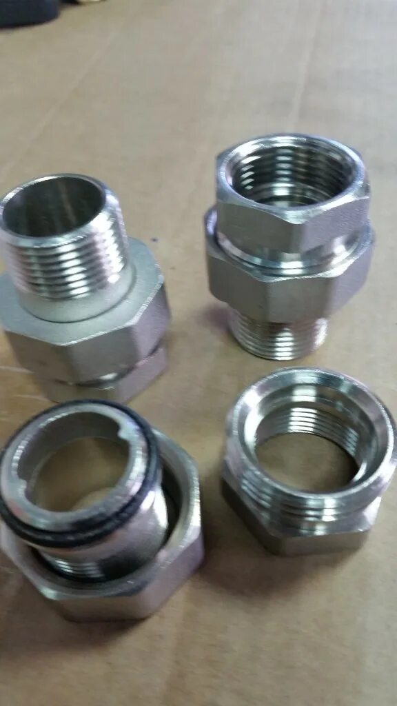 Американка stout 1" вр. Американка переходная hs043. Соединитель американка 3. Фитинги для труб металлические 3/4. Муфта с накидной гайкой uni-fitt 1/2.