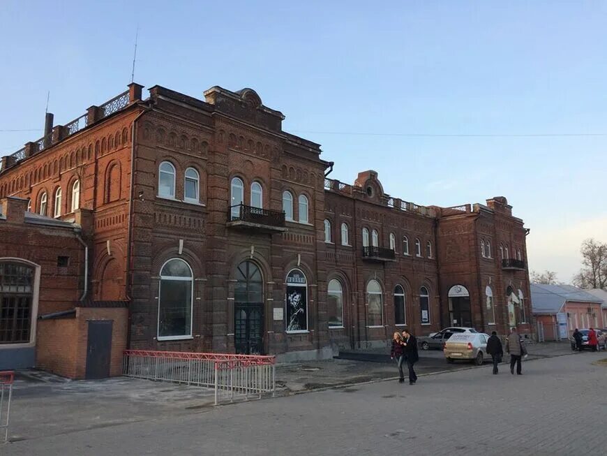 Гостиница таганроге вокзале. Старый жд вокзал таганрог. Новый вокзал таганрог. Старый вокзал таганрог. Старый вокзал таганрог.