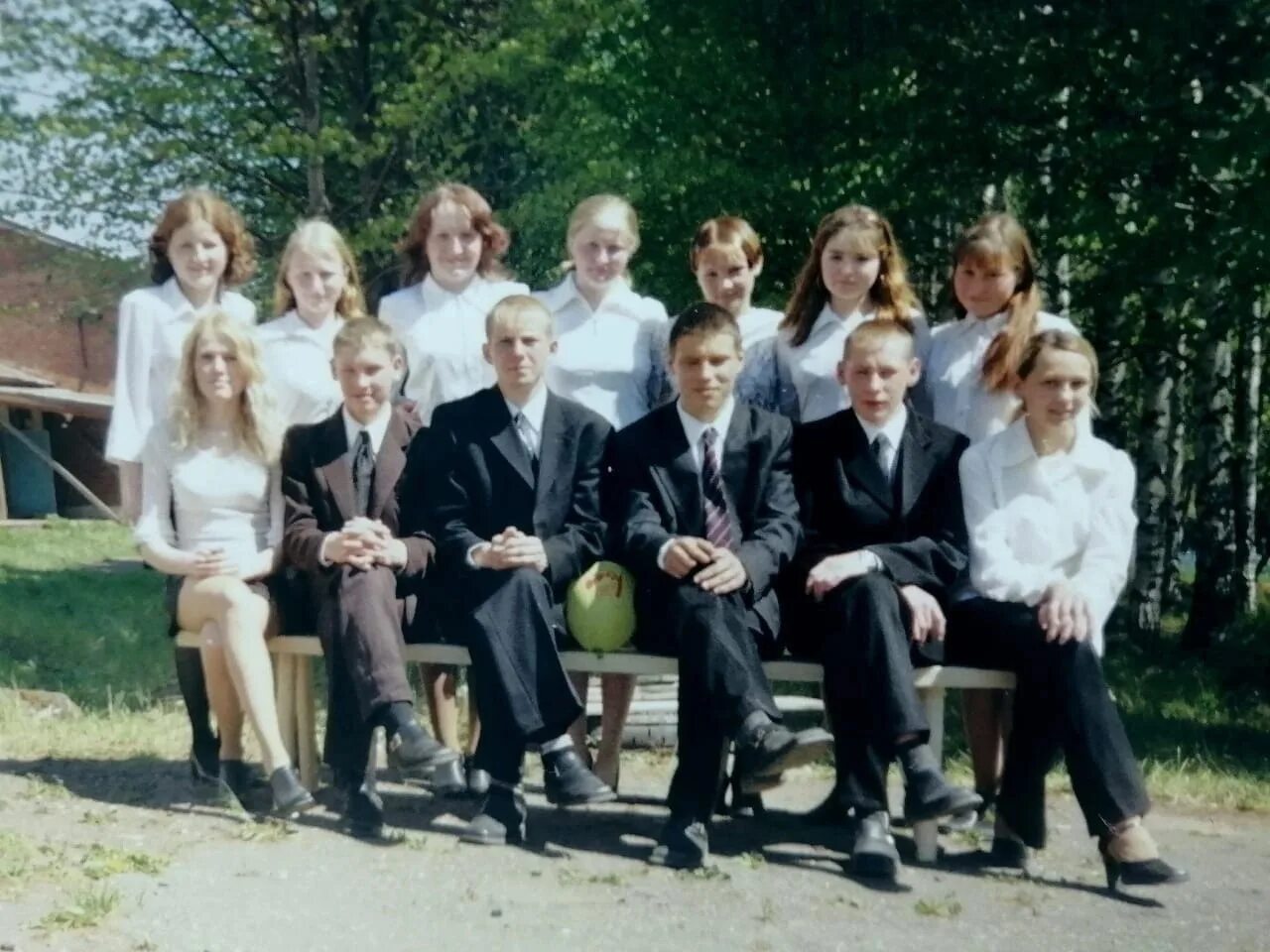 Загс можга дубитель. Можга а 80 года. Можга фото центральной площади 2023 года-. Можга 2023. Молодежный сквер можга.