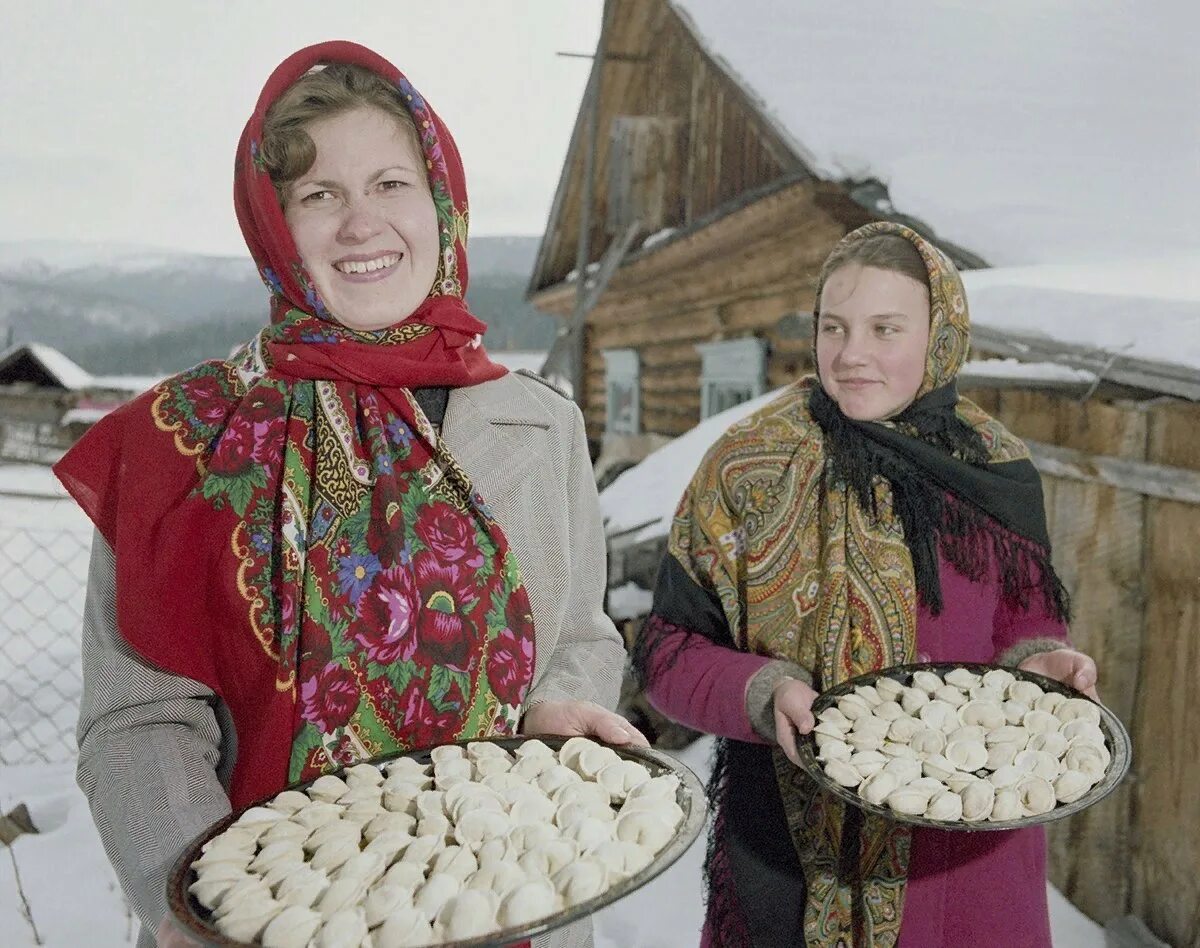 Какого народа пельмени. Пельмени Сибирь. Удмуртские пельмени. Пельмени на Руси. Пельмени удмуртов.