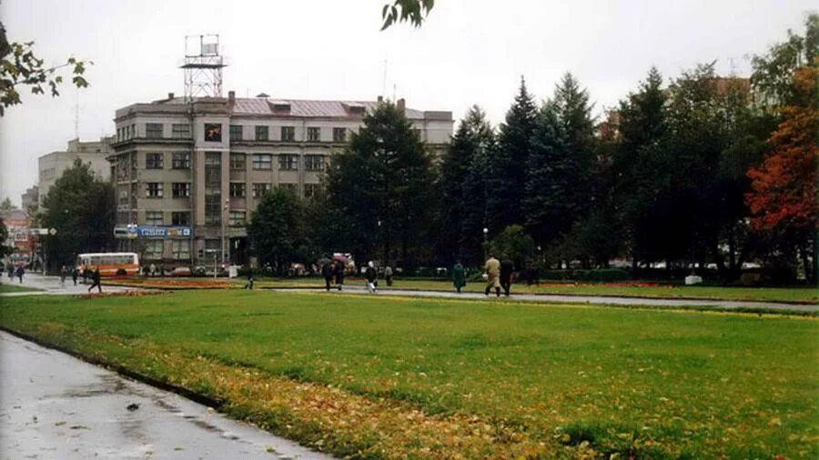 Площадь горького 4. Площадь горького 4