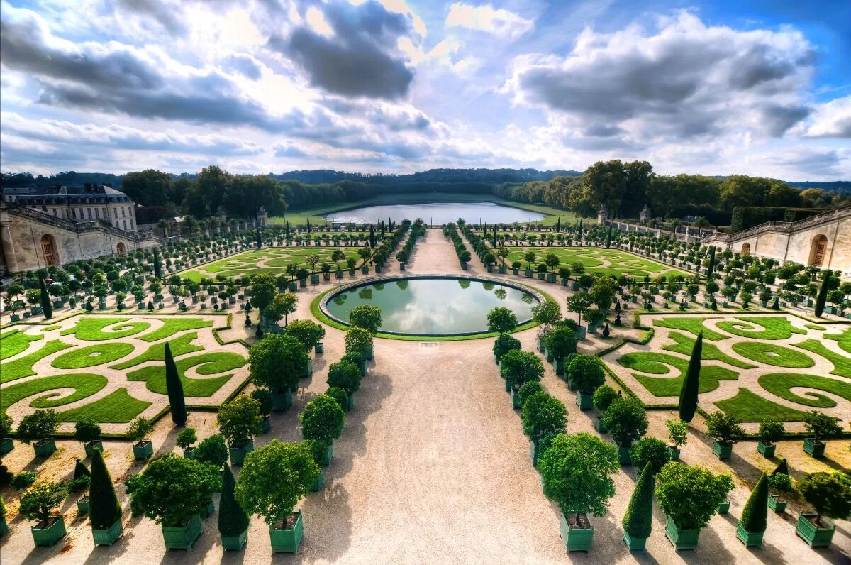 Chateau versailles. Андре Ленотр Версаль. Версальский парк в Версальском Дворце. Андре Ленотр парка Версальского дворца. Андре Ленотр. Версаль фонтан.