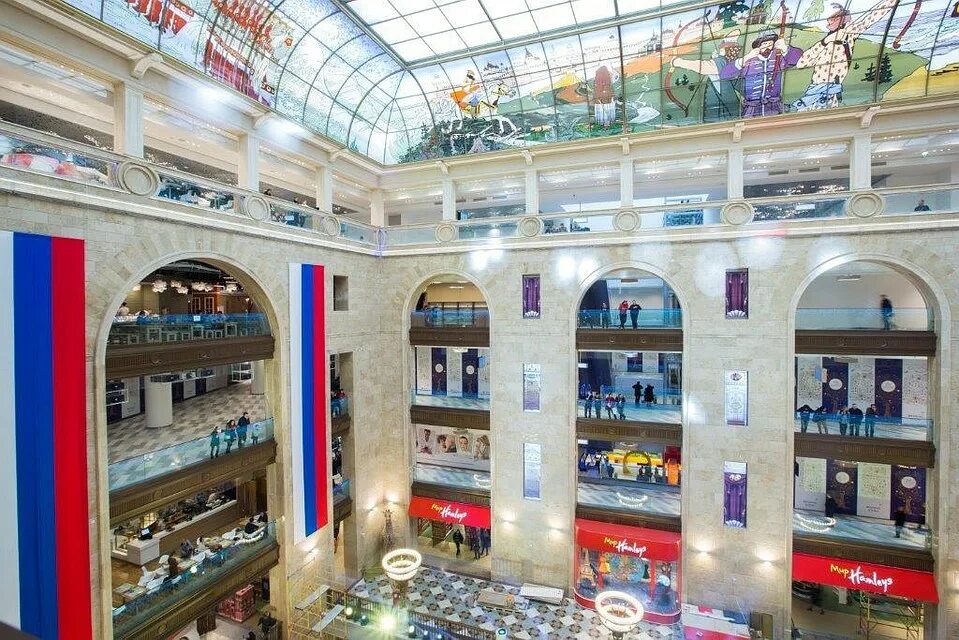 Цдм магазины список. Детский магазин на лубянке. кузнецкий мост цдм. метро лубянка центральный детский магазин.